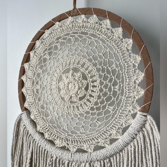 macrame catcher - Picture 3 of 5